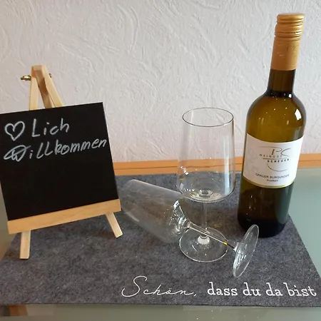 Апартаменты Weingut Peter Scheuer Oberbillig